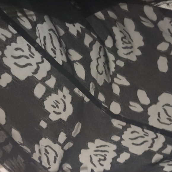 Never wear it - Picture 2 of 2